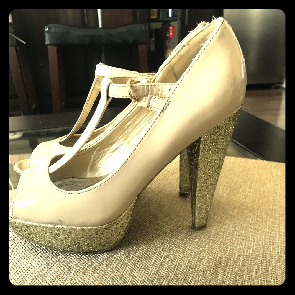 Guess heels.